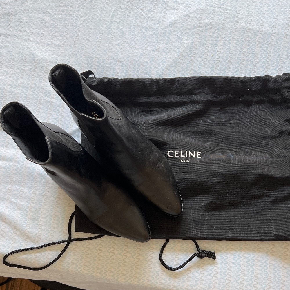 Brand new Celine  Chelsea leather black  Booties - Size 38.5